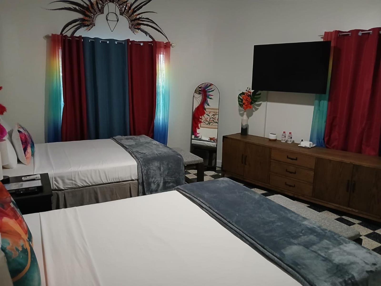 Bed and Breakfast The Royal Nest Trinidad Diego Martin Екстер'єр фото